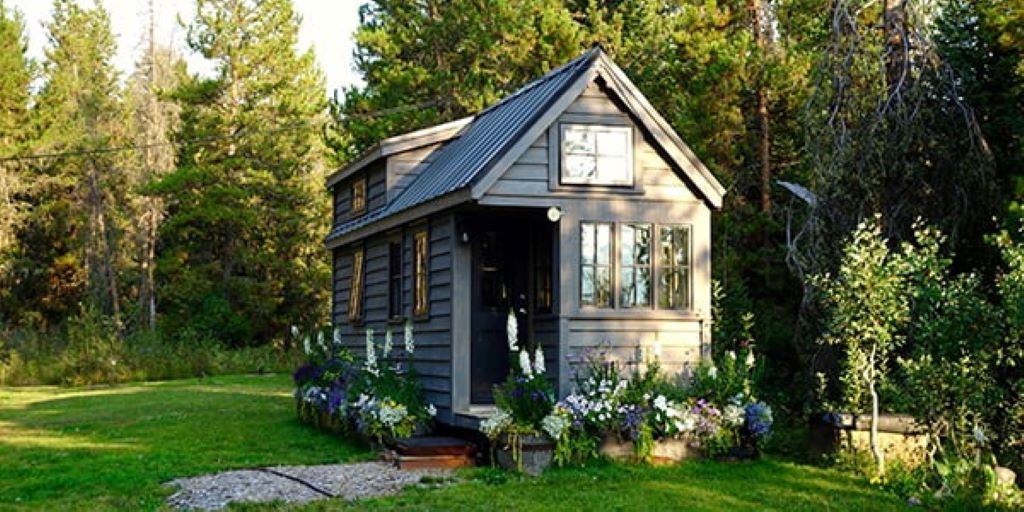 Accessory Dwelling Units : Financial Benefits of Investing in ADUs